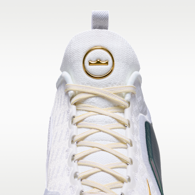 Nike.comにおけるレブロン 23 エリート 